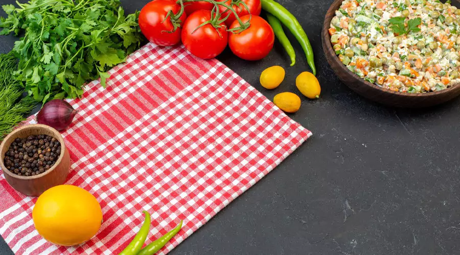 رومیزی و رانر برای مناسبت‌های مختلف: چگونه میز خود را برای مهمانی‌ها تزئین کنیم؟